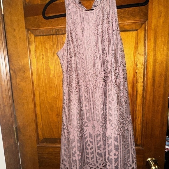 Womens Purple Lace Sleeveless Halter Short Shift Dress - Picture 3 of 7